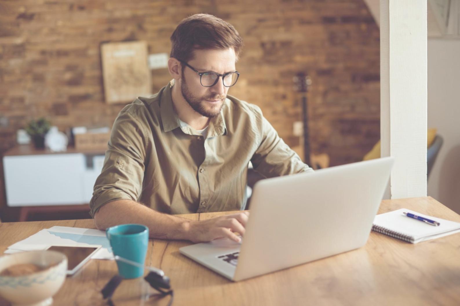 Modern workspace representing moravienthal's collaborative approach to financial planning